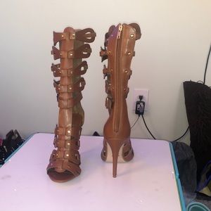 Speed limit 98 Mid leg brown heel